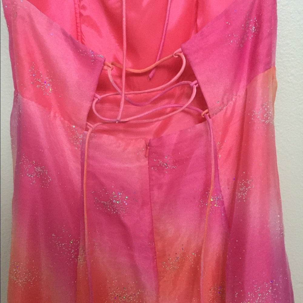 Prom dress - Picture 3 of 4